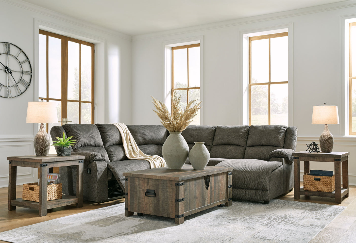 Benlocke - Reclining Sectional